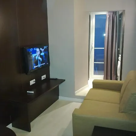 Urbis Apartment *