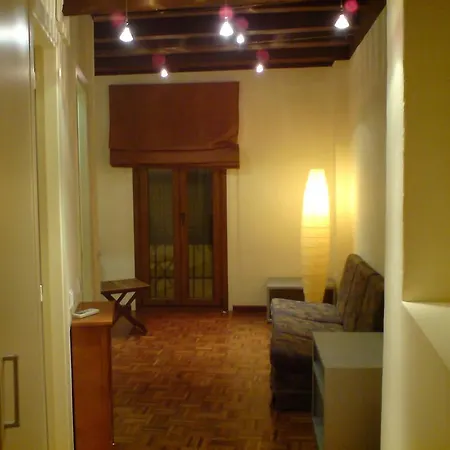 Apartment Urbis *